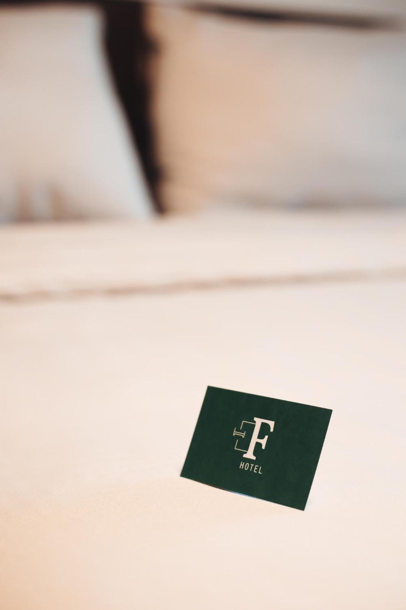 F Hotel 24H Check-In Horsching ภายนอก รูปภาพ